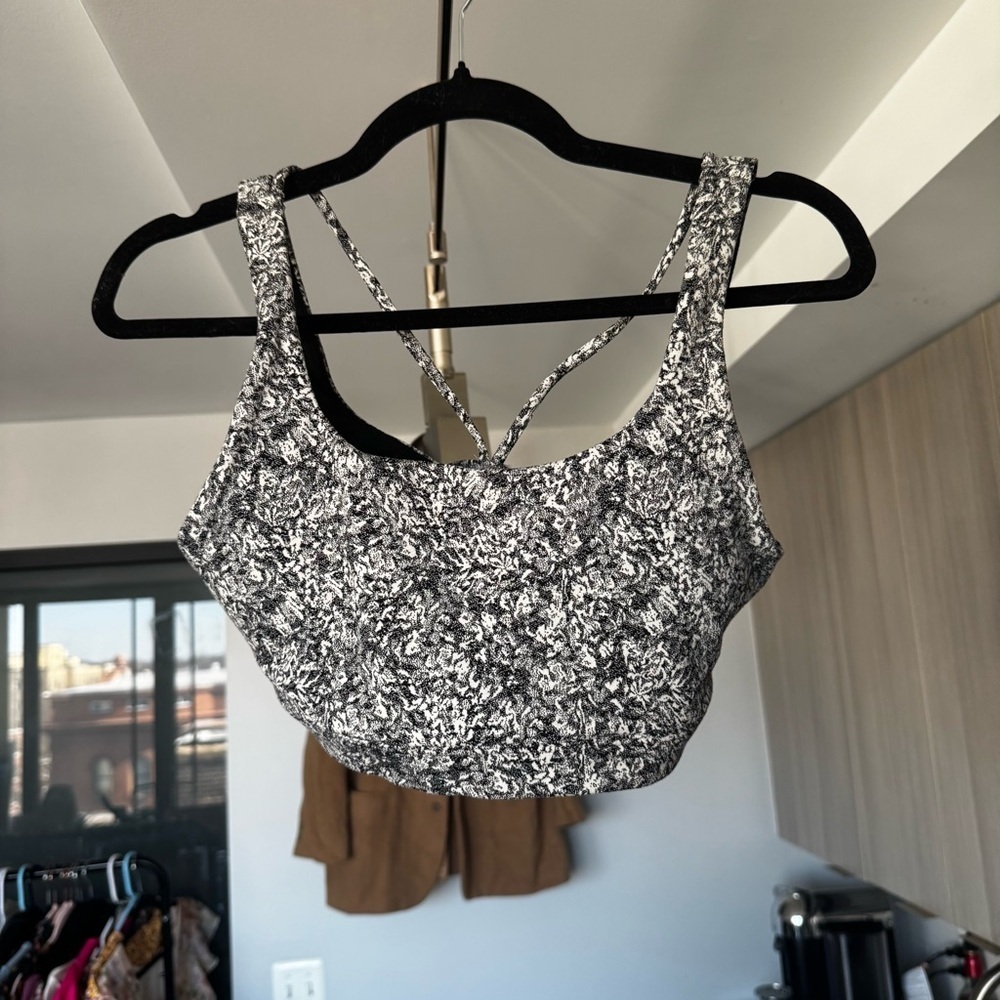 Athleta Moonflower Jacquard Bra Size Small Textured Yoga Bra - Picture 5 of 10